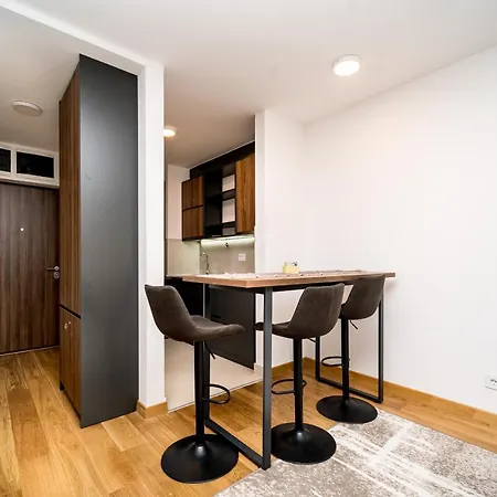 Koral Apartment *